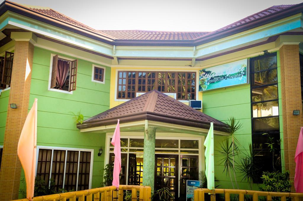 Stefanie Grace Paradise Inn لوبوكْ المظهر الخارجي الصورة