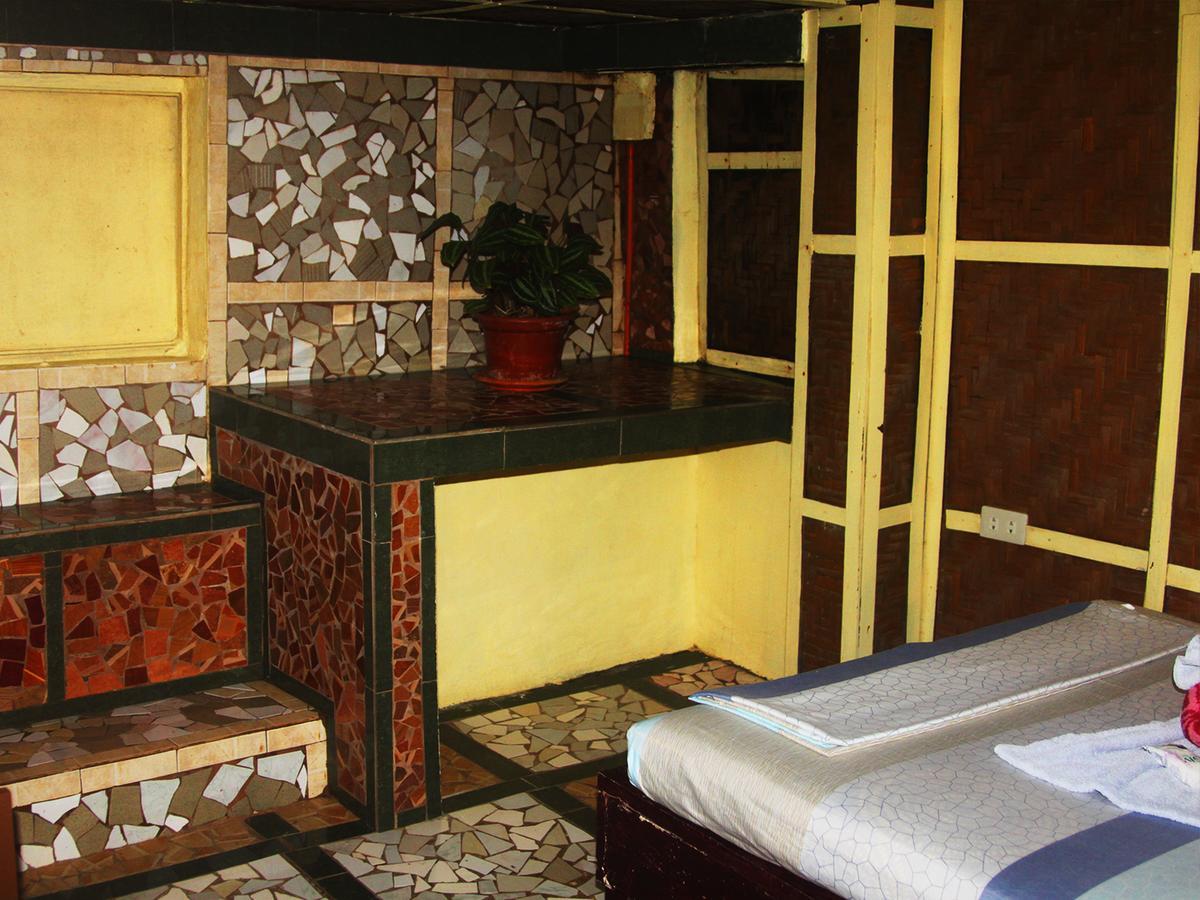 Stefanie Grace Paradise Inn لوبوكْ المظهر الخارجي الصورة