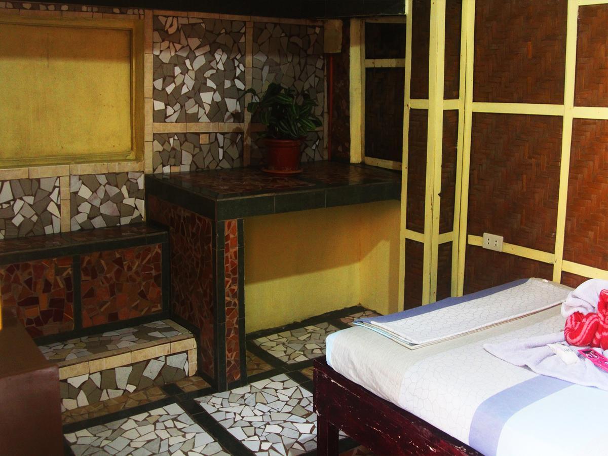 Stefanie Grace Paradise Inn لوبوكْ المظهر الخارجي الصورة