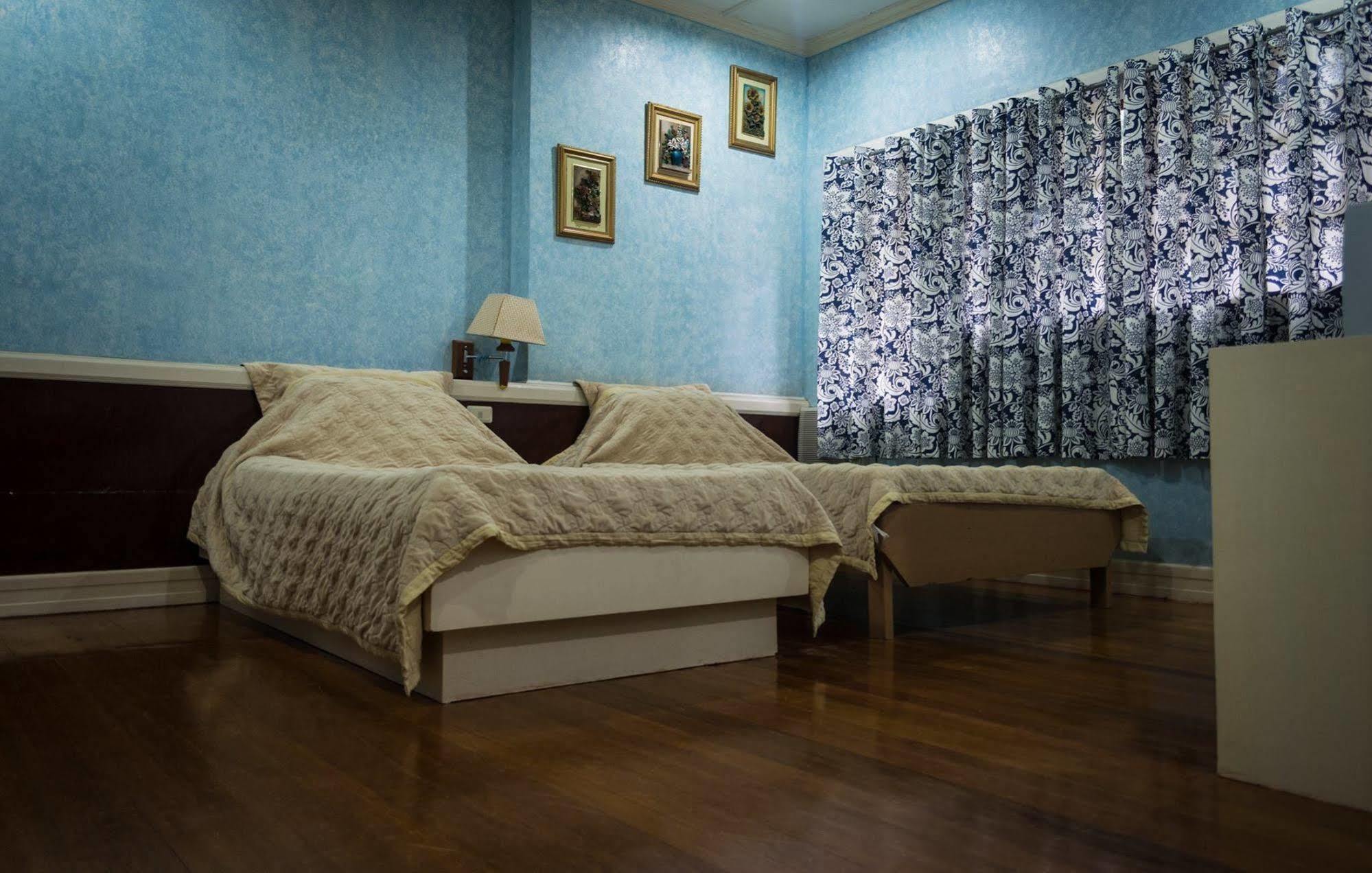 Stefanie Grace Paradise Inn لوبوكْ المظهر الخارجي الصورة