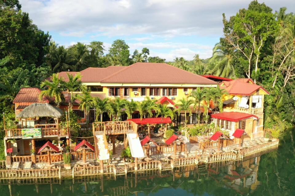 Stefanie Grace Paradise Inn لوبوكْ المظهر الخارجي الصورة